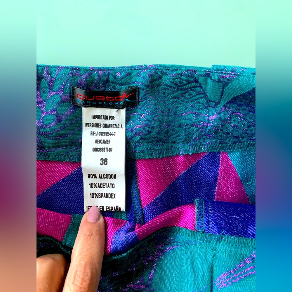 Beautiful Custo Barcelona Pleated Miniskirt in Vibrant Colors 🇪🇸 - Picture 4 of 8